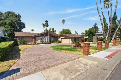 6370 Havenside Dr, Sacramento, CA 95831