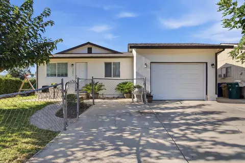 Exterior - 9207 Ayala Ct, Planada, CA 95365 photo 2 of 10