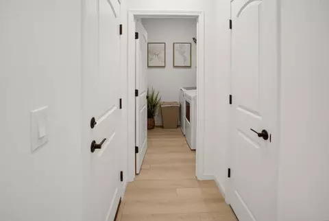 Entry Way - 730 Arrowhead Dr, Madera, CA 93636 photo 3 of 6