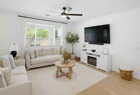 Living - 730 Arrowhead Dr, Madera, CA 93636 photo 1 of 1