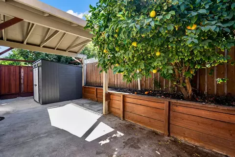 Exterior - 450 Hawthorne Dr, Tracy, CA 95376 photo 3 of 4