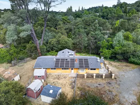 View/Area - 60 Dawn Ln, Placerville, CA 95667 photo 4 of 6