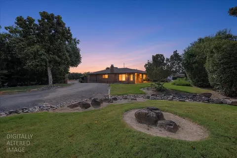 1488 Smith Rd, Yuba City, CA 95993