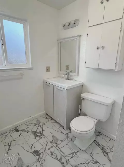 Bath - 1748 Darwin Ave, Ceres, CA 95307 photo 1 of 4