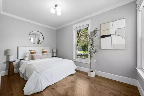 Bedroom - 1121 4th St, Davis, CA 95616 photo 1 of 8
