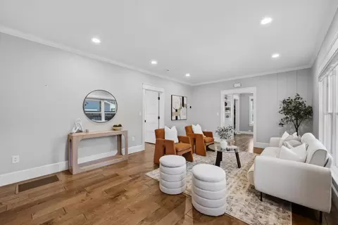 Entry Way - 1121 4th St, Davis, CA 95616 photo 3 of 3