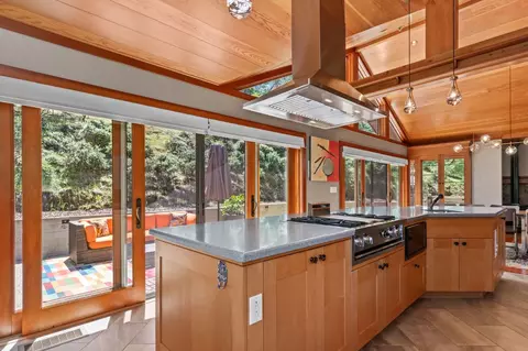 Kitchen - 110 Allen Ranch Rd, Sutter Creek, CA 95685 photo 5 of 8
