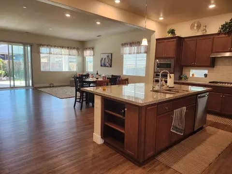 Kitchen - 1267 Laurel Dr, Manteca, CA 95336 photo 2 of 3