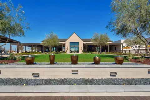 Exterior - 1267 Laurel Dr, Manteca, CA 95336 photo 7 of 7