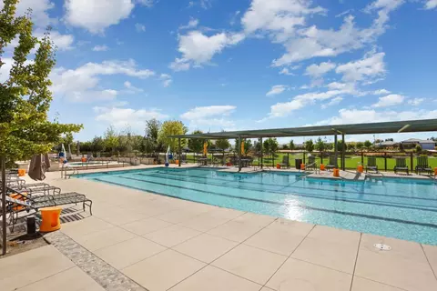 Exterior - 1267 Laurel Dr, Manteca, CA 95336 photo 6 of 7