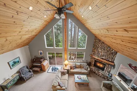 Living - 488 Mauna Kea Dr, Arnold, CA 95223 photo 12 of 12