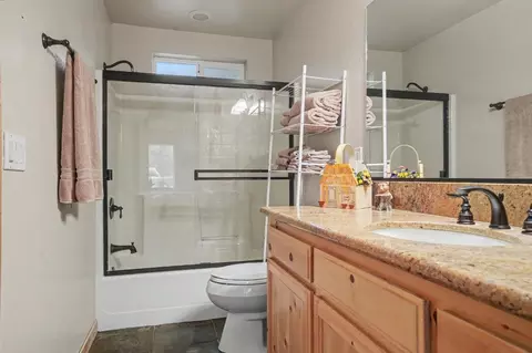 Bath - 488 Mauna Kea Dr, Arnold, CA 95223 photo 4 of 7