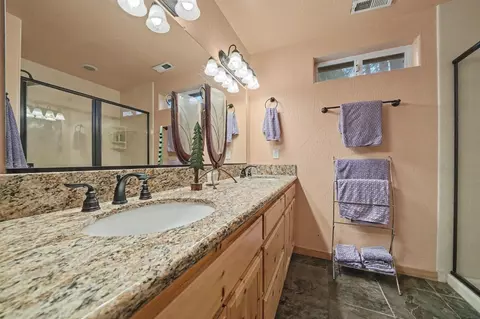 Bath - 488 Mauna Kea Dr, Arnold, CA 95223 photo 6 of 7