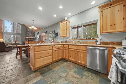 Kitchen - 488 Mauna Kea Dr, Arnold, CA 95223 photo 3 of 4