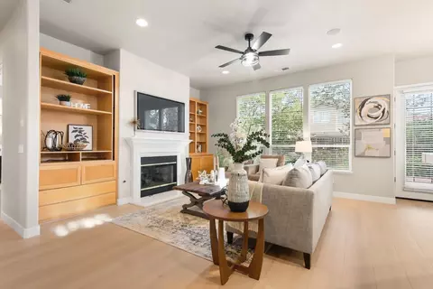 Living - 1601 Cape Cod Ct, Davis, CA 95616 photo 2 of 4