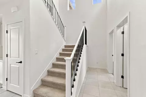 Entry Way - 4603 Flagstaff Dr, Folsom, CA 95630 photo 2 of 5