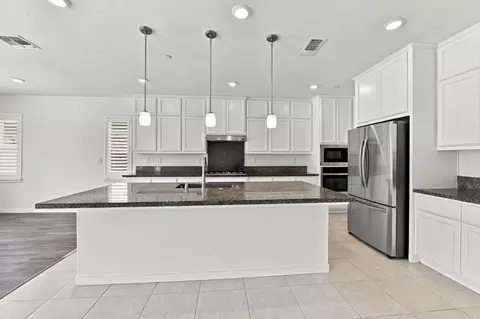Kitchen - 4603 Flagstaff Dr, Folsom, CA 95630 photo 2 of 3