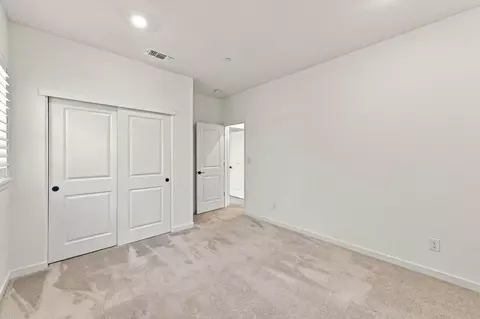 Bedroom - 4603 Flagstaff Dr, Folsom, CA 95630 photo 7 of 11