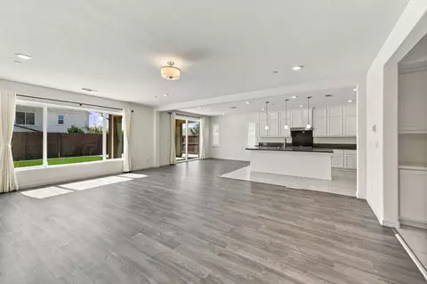 Living - 4603 Flagstaff Dr, Folsom, CA 95630 photo 2 of 6