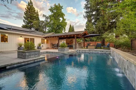 Exterior - 5911 Angelo Dr, Loomis, CA 95650 photo 9 of 22