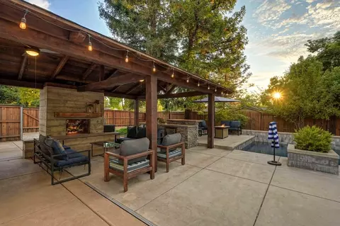 Exterior - 5911 Angelo Dr, Loomis, CA 95650 photo 7 of 22