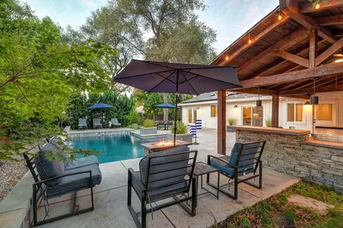 Exterior - 5911 Angelo Dr, Loomis, CA 95650 photo 10 of 22