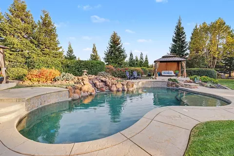 Exterior - 9481 Stablegate Rd, Wilton, CA 95693 photo 29 of 38