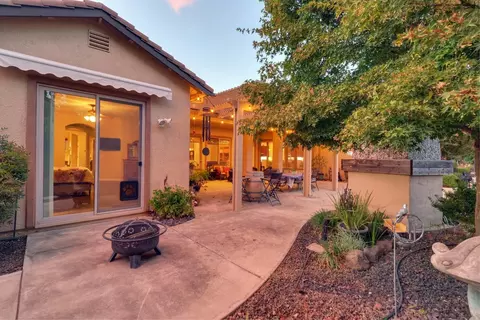 Exterior - 9481 Stablegate Rd, Wilton, CA 95693 photo 9 of 38