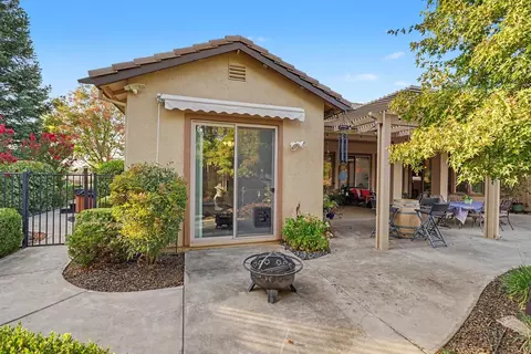 Exterior - 9481 Stablegate Rd, Wilton, CA 95693 photo 36 of 38
