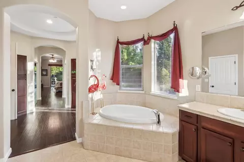 Entry Way - 9481 Stablegate Rd, Wilton, CA 95693 photo 4 of 5