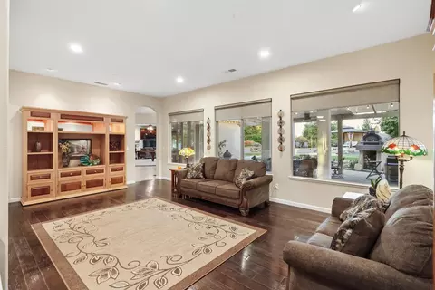 Living - 9481 Stablegate Rd, Wilton, CA 95693 photo 2 of 6