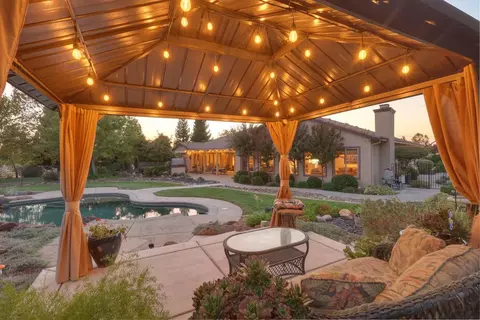 Exterior - 9481 Stablegate Rd, Wilton, CA 95693 photo 4 of 38