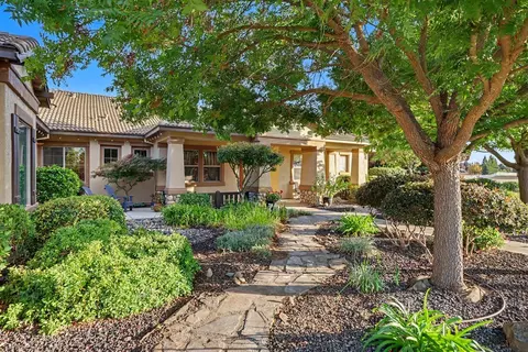 Exterior - 9481 Stablegate Rd, Wilton, CA 95693 photo 14 of 38