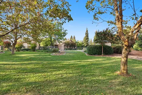 Exterior - 9481 Stablegate Rd, Wilton, CA 95693 photo 18 of 38
