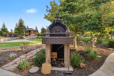 Exterior - 9481 Stablegate Rd, Wilton, CA 95693 photo 25 of 38