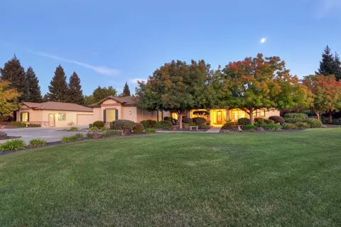 Exterior - 9481 Stablegate Rd, Wilton, CA 95693 photo 12 of 38