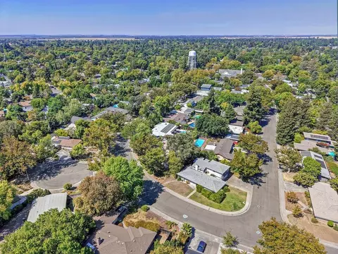 View/Area - 701 Elmwood, Davis, CA 95616 photo 3 of 7