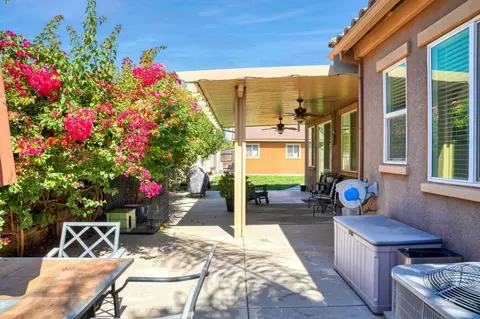 Exterior - 565 Sepp Ct, Ripon, CA 95366 photo 12 of 13