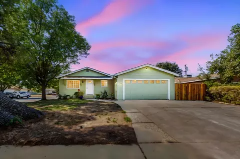240 Williams St, Woodland, CA 95695
