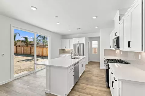 Kitchen - 237 Rafters Ct, Lincoln, CA 95648 photo 2 of 3