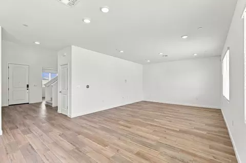 Living - 237 Rafters Ct, Lincoln, CA 95648 photo 1 of 1