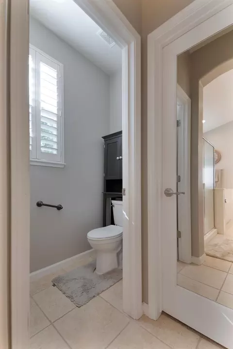 Bath - 190 Kentucky Ct, Manteca, CA 95337 photo 1 of 5