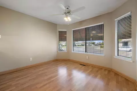 Living - 2 N Pinewood Ct, Lodi, CA 95242 photo 4 of 5
