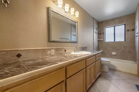 Bath - 2 N Pinewood Ct, Lodi, CA 95242 photo 1 of 4