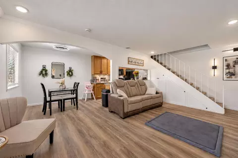 6244 Longford Dr #2, Citrus Heights, CA 95621