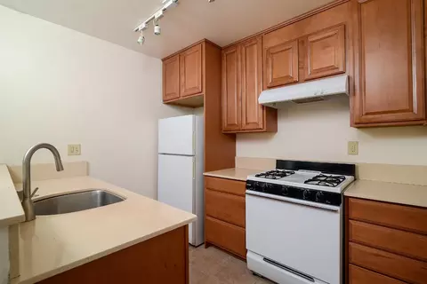 Kitchen - 2911 Austin St #1, Davis, CA 95618 photo 1 of 1