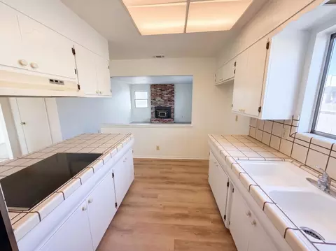 Kitchen - 1372 Ruffino Ct, Manteca, CA 95336 photo 1 of 3