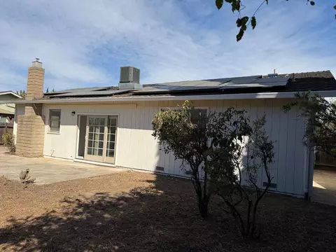 Exterior - 1372 Ruffino Ct, Manteca, CA 95336 photo 2 of 3