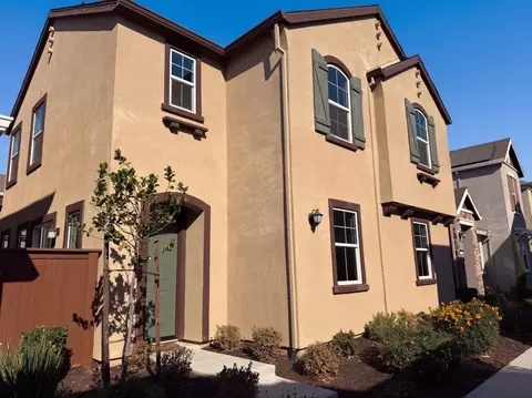 1687 Pena Ln, Woodland, CA 95776
