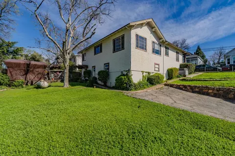 Exterior - 515 N Main St, Jackson, CA 95642 photo 3 of 12